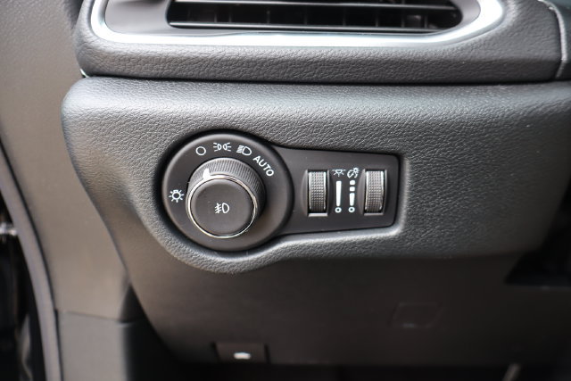 New 2026 Chrysler Pacifica Limited w/ S Appearance Package AWD/4WD image 15