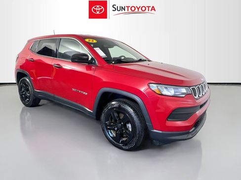 Used 2023 Jeep Compass Sport image 1