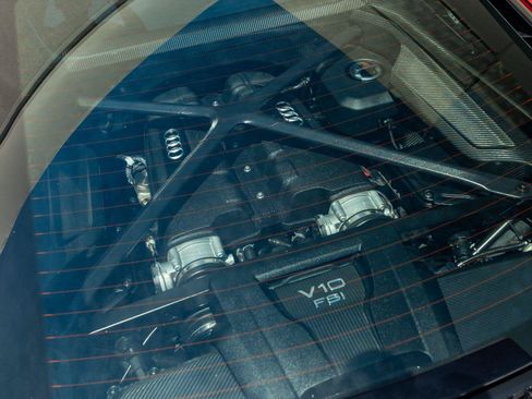 Used 2023 Audi R8 V10 GT RWD image 27