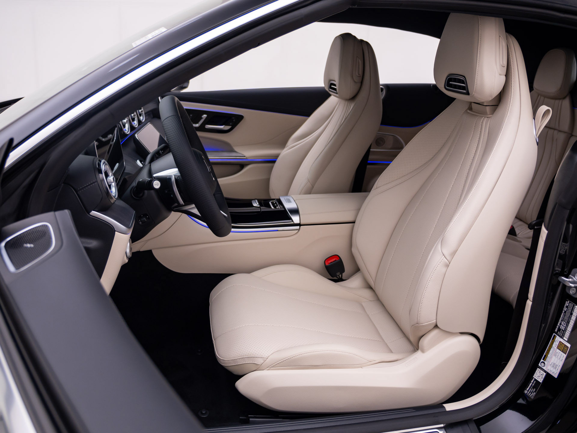 New 2027 Mercedes-Benz CLE 450 4MATIC Cabriolet image 16