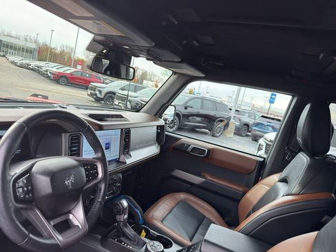 Used 2022 Ford Bronco Outer Banks image 26