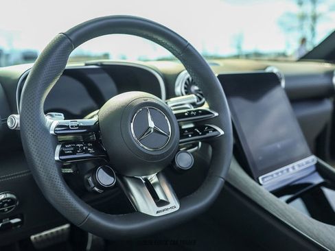 Used 2025 Mercedes-Benz SL 55 AMG 4MATIC image 57