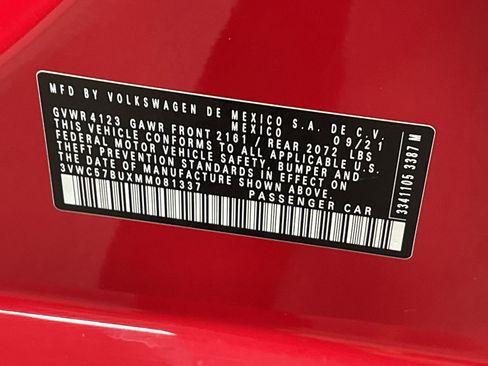 Used 2021 Volkswagen Jetta SE w/ SE Cold Weather Package image 35