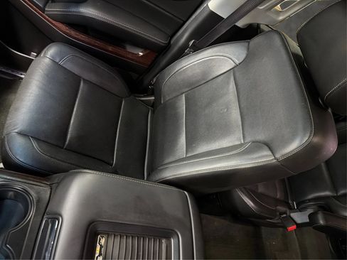 Used 2016 GMC Yukon SLT w/ Open Road Package RWD image 17