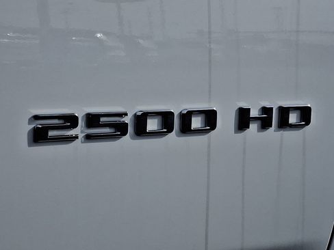 New 2025 Chevrolet Silverado 2500 LT w/ Convenience Package image 19