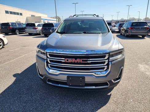 Used 2020 GMC Acadia SLT image 2