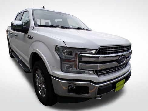 Used 2019 Ford F150 Lariat w/ Equipment Group 502A Luxury AWD/4WD image 11