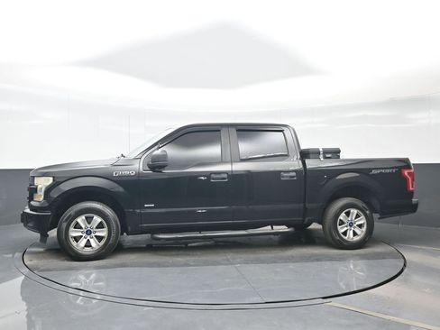Used 2016 Ford F150 XL w/ Equipment Group 101A Mid RWD image 3