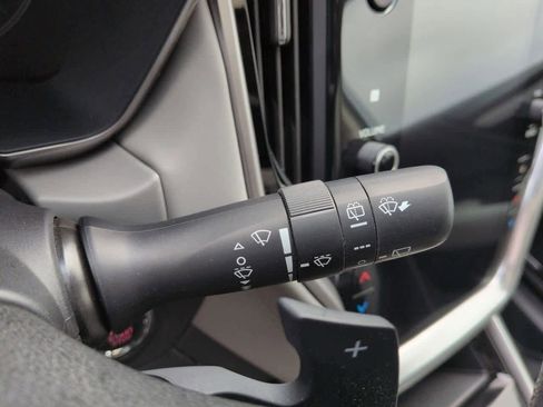 Used 2023 Subaru Outback Limited image 27