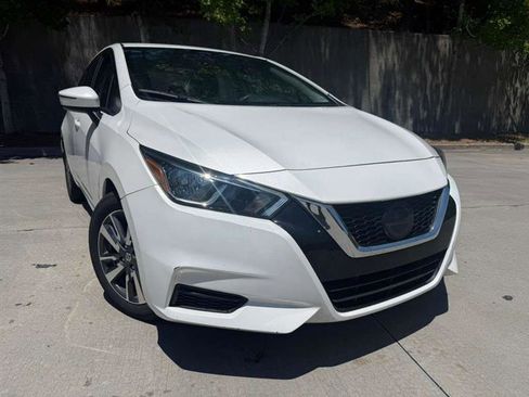 Used 2021 Nissan Versa SV FWD image 1