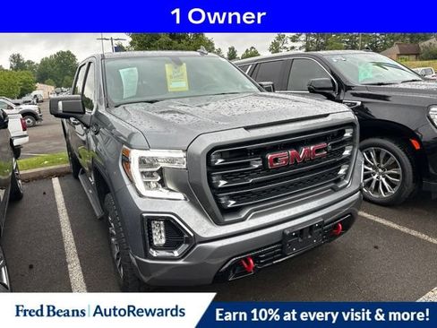 Used 2022 GMC Sierra 1500 AT4 w/ AT4 Preferred Package AWD/4WD image 1
