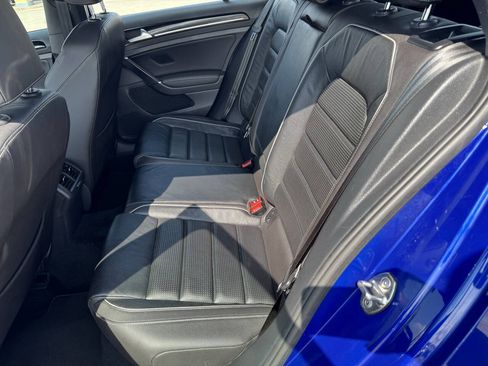 Used 2018 Volkswagen Golf 4-Door AWD/4WD image 20