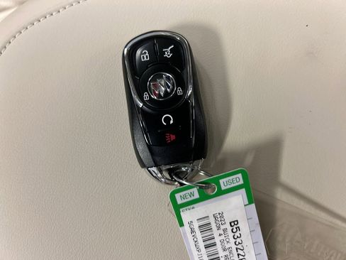 Used 2023 Buick Enclave Avenir w/ Avenir Technology Package AWD/4WD image 22
