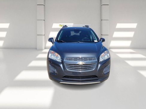 Used 2016 Chevrolet Trax LT w/ LT Convenience Package image 2