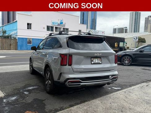 Used 2023 Kia Sorento EX w/ Panoramic Sunroof Package FWD image 7