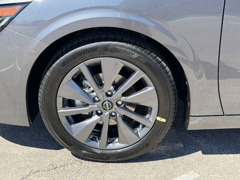 New 2026 Nissan Sentra SL FWD image 28