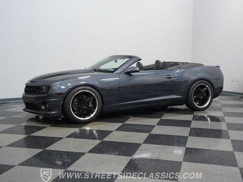 Used 2011 Chevrolet Camaro SS w/ RS Package RWD image 7