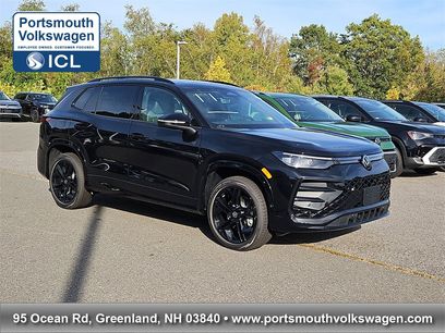 New 2025 Volkswagen Tiguan SE R-Line