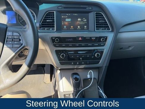 Used 2016 Hyundai Sonata SE w/ Cargo Package image 13