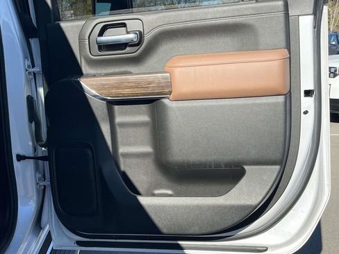 Used 2023 Chevrolet Silverado 2500 High Country image 24