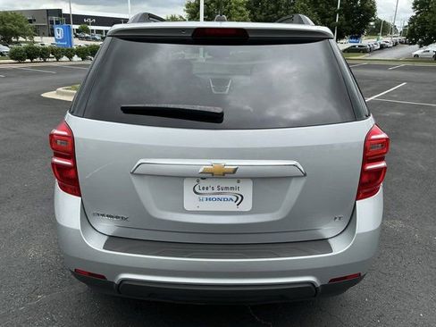 Used 2017 Chevrolet Equinox LT w/ Convenience Package FWD image 4