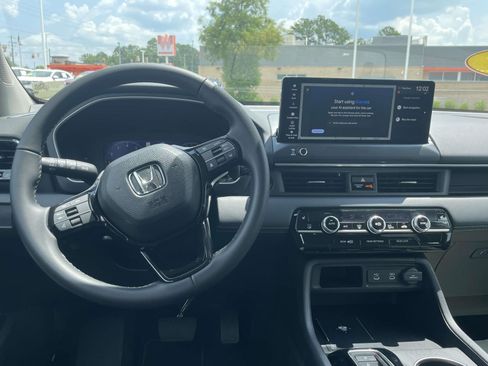 Used 2026 Honda Pilot EX-L image 12