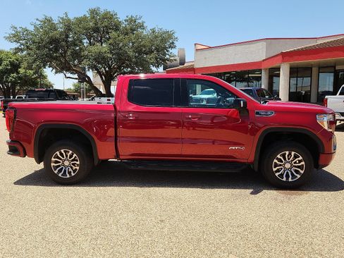 Used 2020 GMC Sierra 1500 AT4 w/ Off-Road Performance Package AWD/4WD image 5
