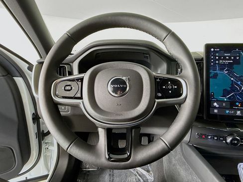 New 2026 Volvo XC60 T8 Ultra w/ Climate Package PRO AWD/4WD image 11