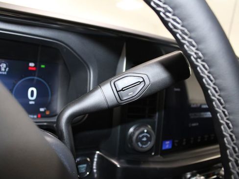 New 2025 Ford F250 Lariat w/ Lariat Ultimate Package image 38