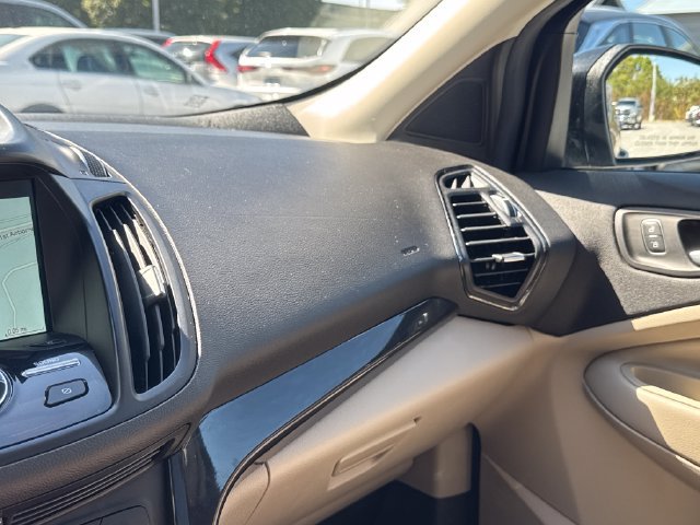 Used 2019 Ford Escape Titanium AWD/4WD image 31