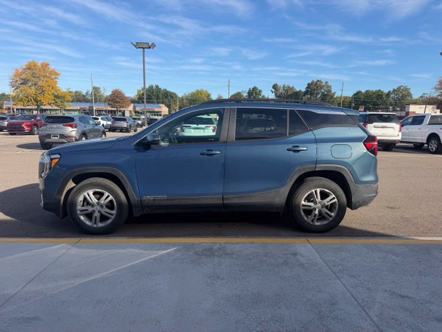 Used 2024 GMC Terrain SLE w/ Driver Convenience Package AWD/4WD image 11