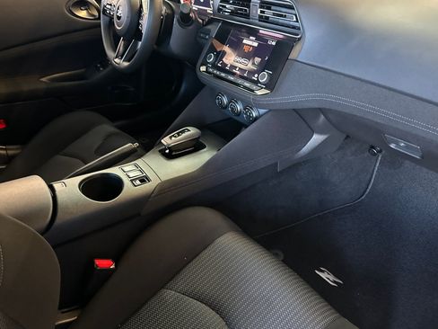 Used 2025 Nissan Z Sport w/ Floor Mat Package RWD image 15