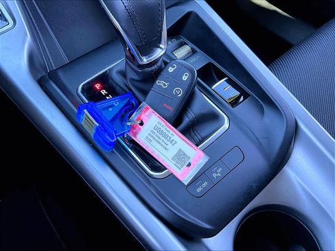 Used 2024 Dodge Hornet R/T w/ R/T Blacktop Package image 31