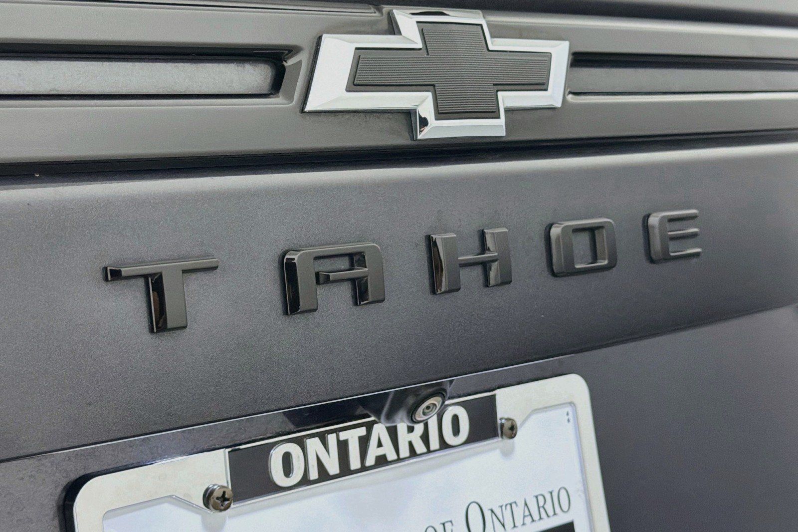 Used 2023 Chevrolet Tahoe Z71 w/ Z71 Off-Road Package AWD/4WD image 9