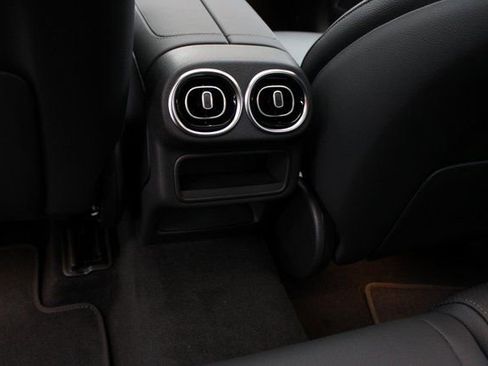 New 2026 Mercedes-Benz GLC 300 4MATIC image 33