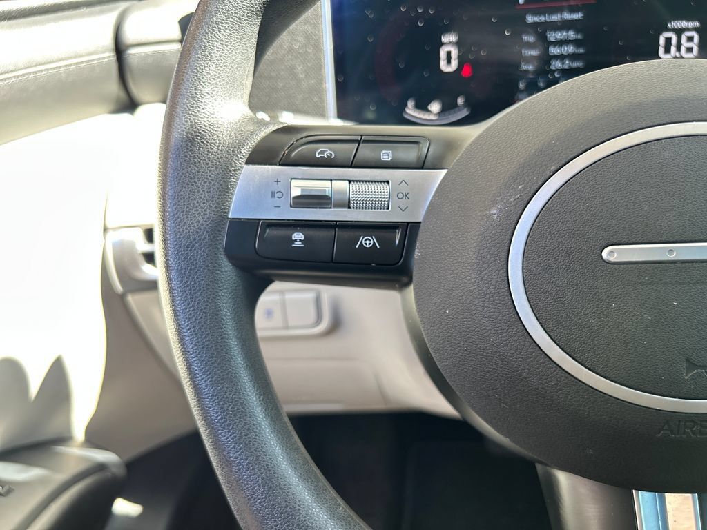 Used 2025 Hyundai Tucson SEL FWD image 21