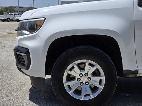 Used 2022 Chevrolet Colorado LT w/ Fleet Safety Package RWD image 8