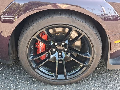 Used 2021 Dodge Challenger R/T Scat Pack RWD image 9