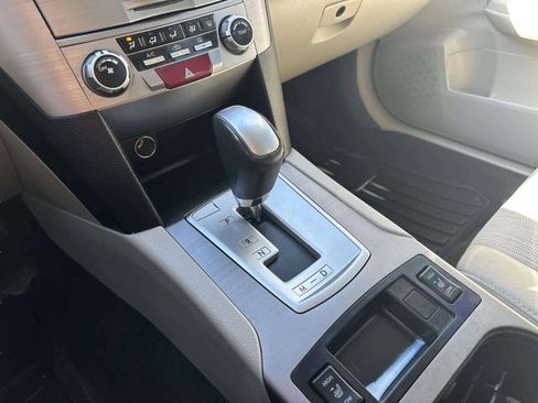 Used 2014 Subaru Legacy 2.5i Premium AWD/4WD image 29