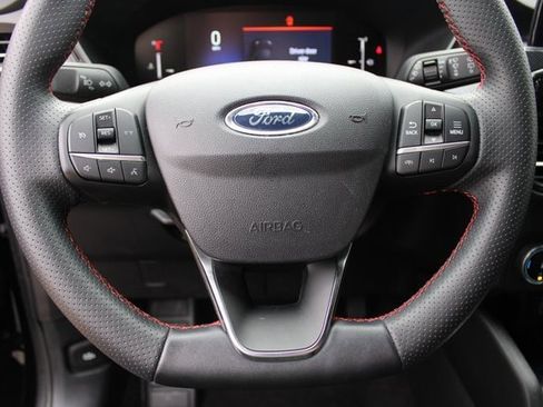 Used 2025 Ford Escape ST-Line image 10