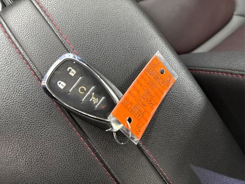 Used 2022 Chevrolet Blazer RS image 40