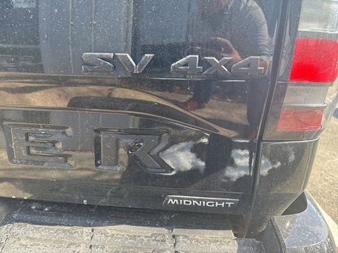 Used 2023 Nissan Frontier SV w/ Midnight Edition Package image 17