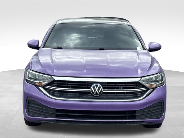 Used 2023 Volkswagen Jetta SE w/ Panoramic Sunroof Package FWD image 8