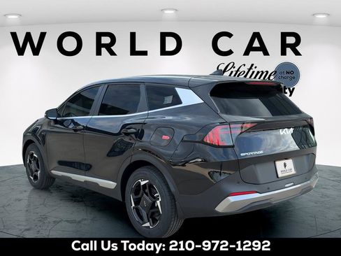 New 2026 Kia Sportage EX FWD image 5