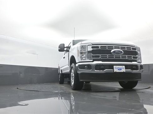 New 2026 Ford F250 XLT image 24