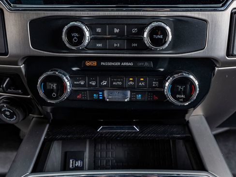 Used 2022 Ford F250 Platinum w/ Tremor Off-Road Package image 26