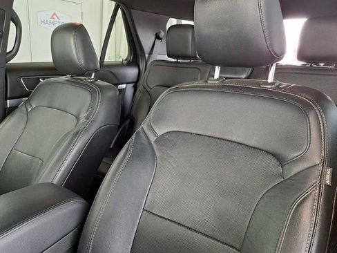 Used 2019 Ford Explorer Limited w/ Class III Trailer Tow Package image 23