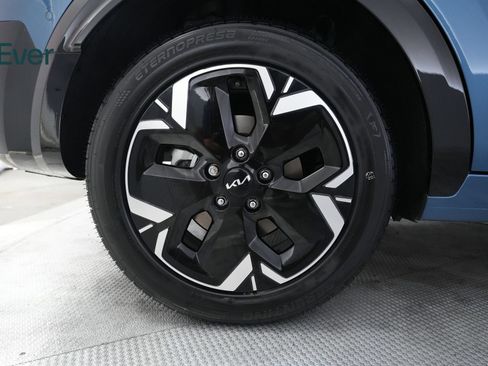 Used 2023 Kia Niro Wave FWD image 22
