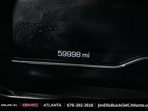 Used 2024 GMC Yukon SLT image 10