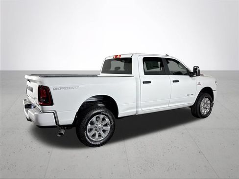 New 2026 RAM 2500 Big Horn AWD/4WD image 6